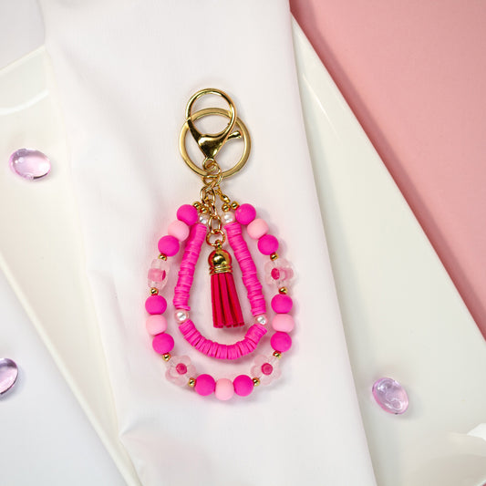 Happy Pink – Pinker Bag Charm mit verspielten Details