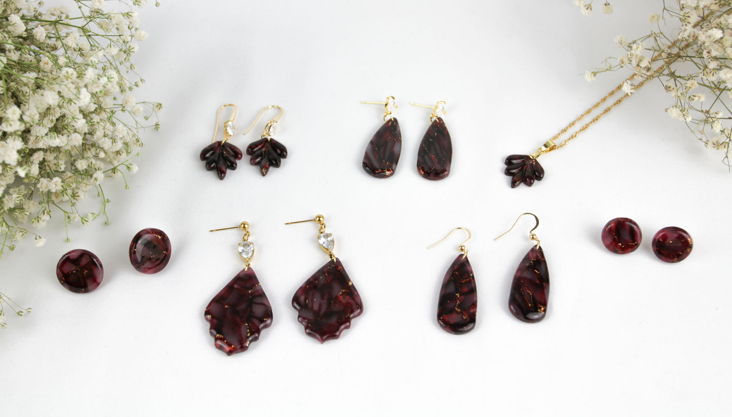 Elegante bordeauxrote Polymer Clay Ohrringe mit Zirkonia - Kollektion