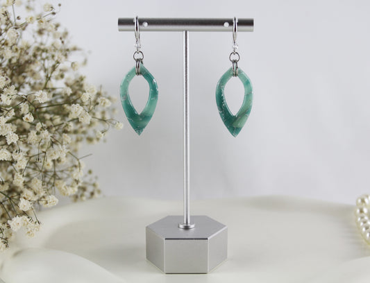 Elegante Grün-Silber Marmor Ohrringe – Handgefertigte Statement Kollektion