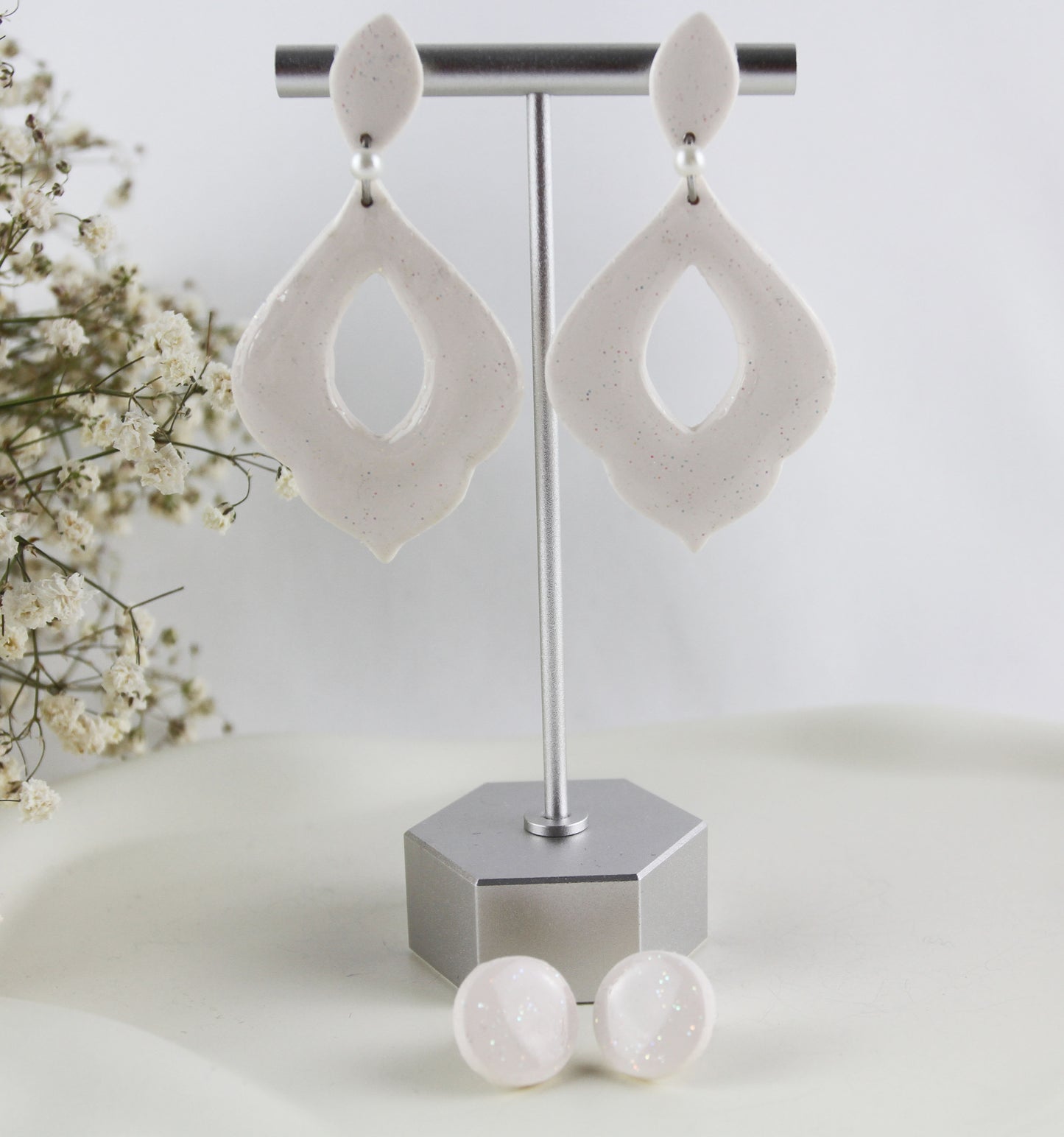 Weiß Glitzernde Polymer Clay Ohrringe, Braut Hochzeit Ohrringe