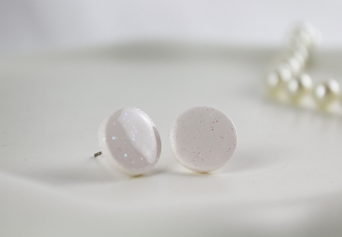 Weiß Glitzernde Polymer Clay Ohrringe, Braut Hochzeit Ohrringe