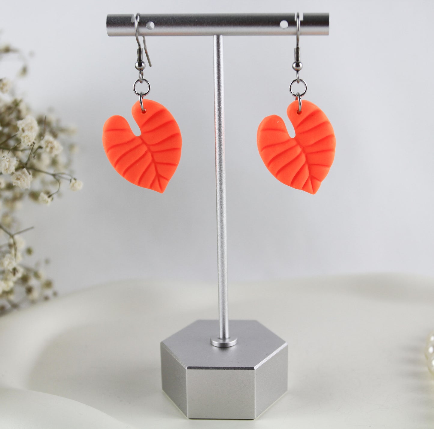 Sommer Neon Monstaria Blatt Polymer Clay Ohrringe