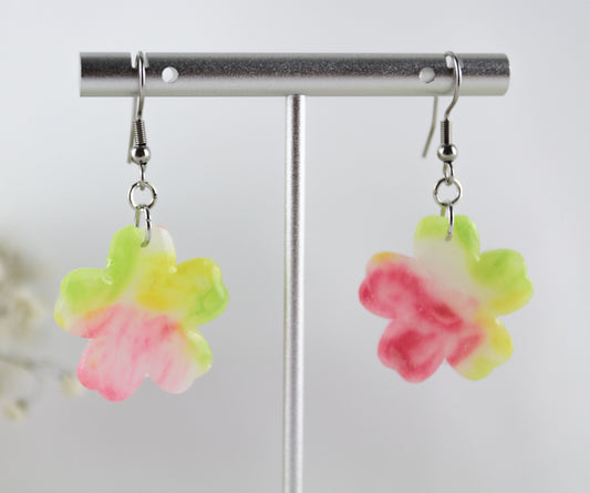 Neon Flower Power Ohrringe – Bunte Handgefertigte Polymer Clay Statement