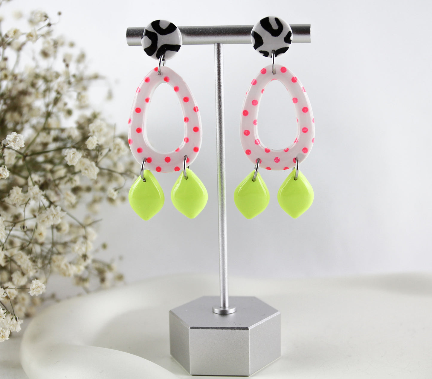 Point Neon Statement Polymer Clay Ohrringe