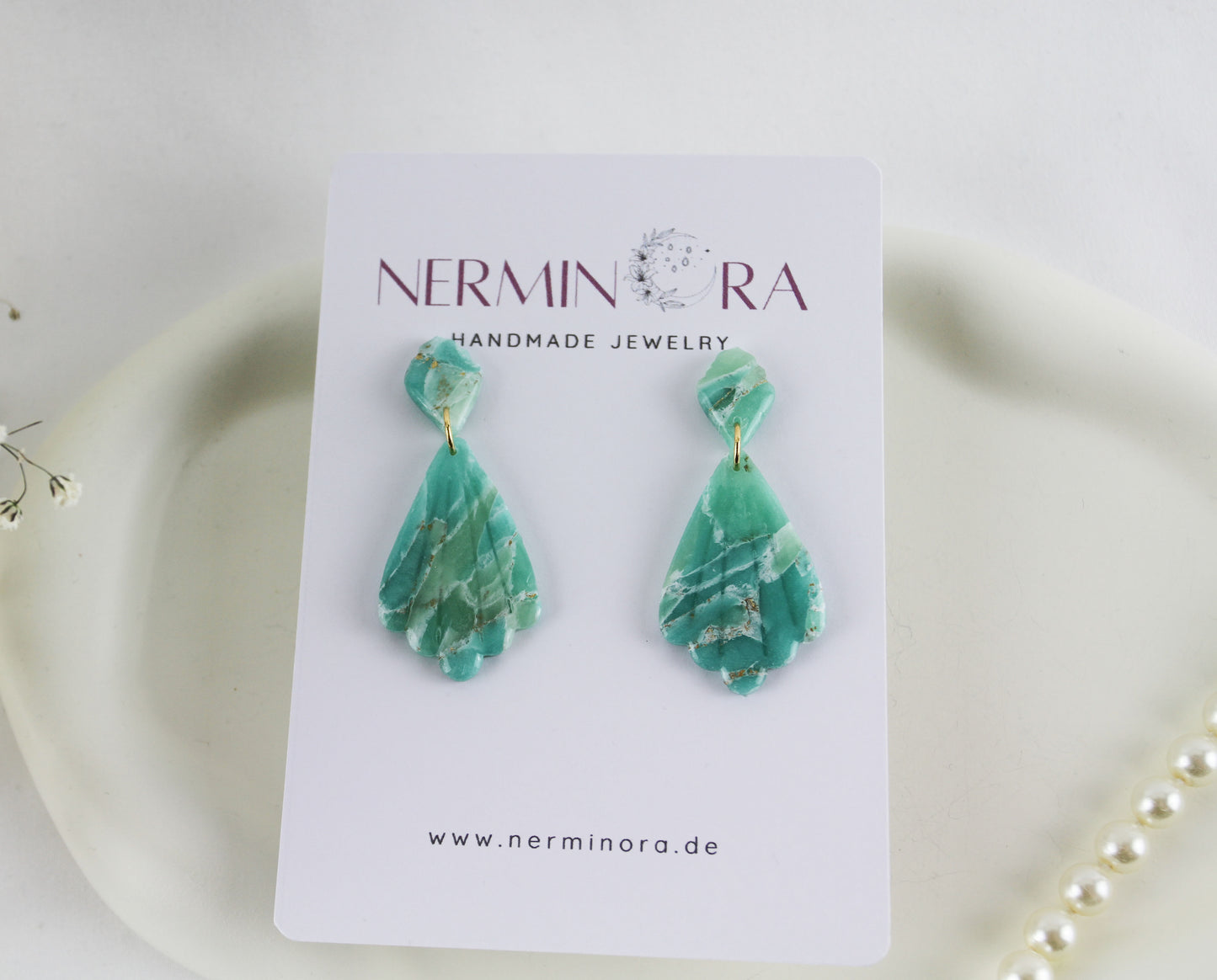 Maritime türkisfarbige Sommer Meer natursteininspirierte Polymer Clay Ohrringe