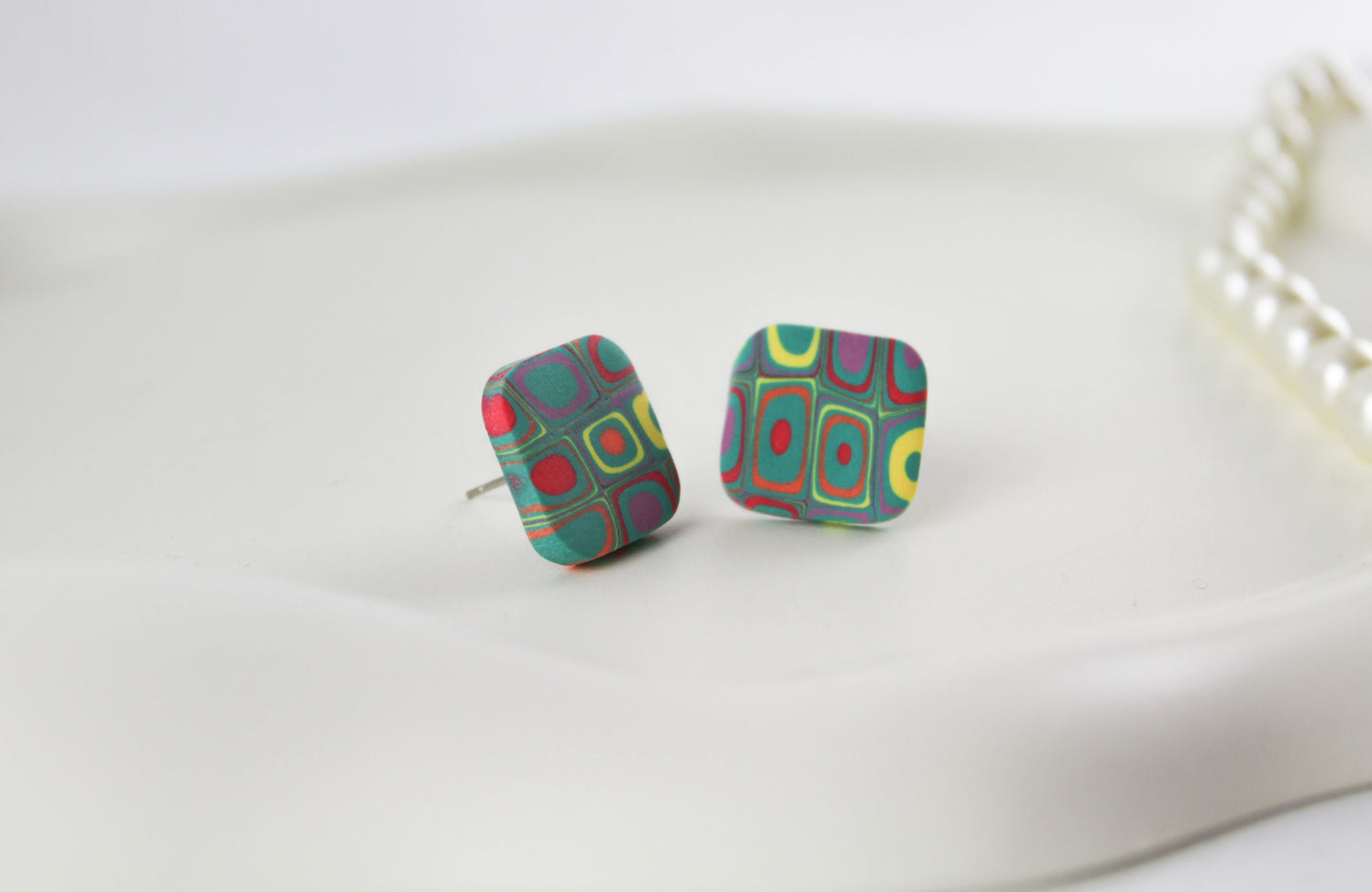 Geometrische Retro Polymer Clay Ohrringe – Handgemachte Statement Ohrringe