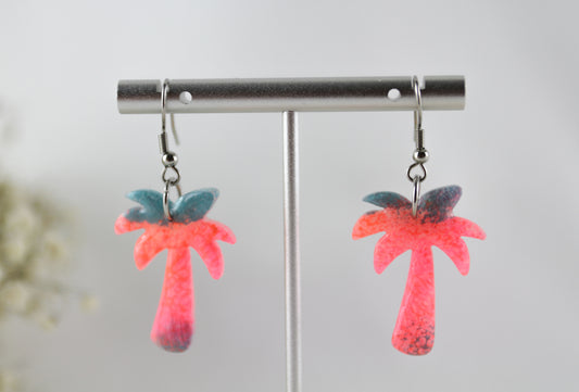 Neon Palmen Sommer Ohrringe – Handgemachte Polymer Clay Statement Ohrstecker & Hänger