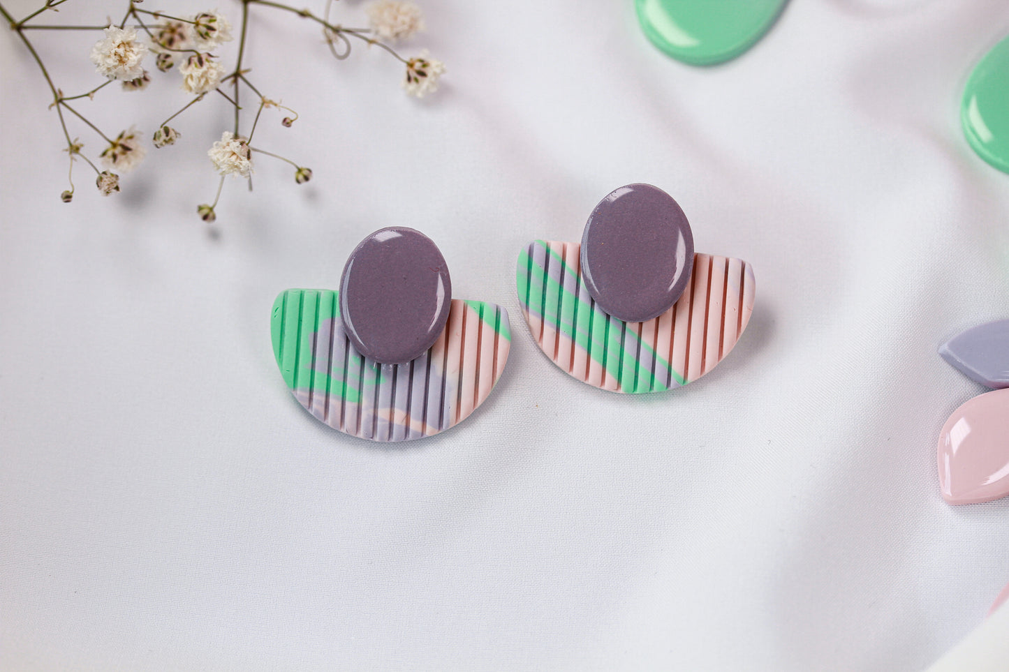 Lilac Mint Arc- Ohrringe