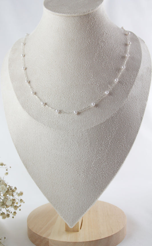 Elegante Perlenkette mit Edelstahlverschluss – Handgefertigt