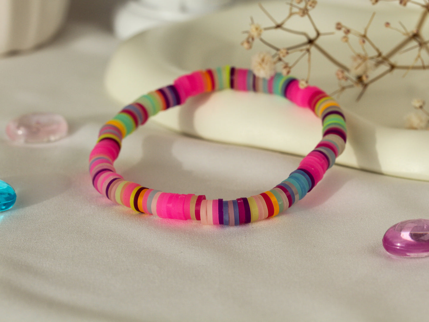 Pastel Parade – Mehrfarbiges Katsuki-Armband in Pastell und Pink