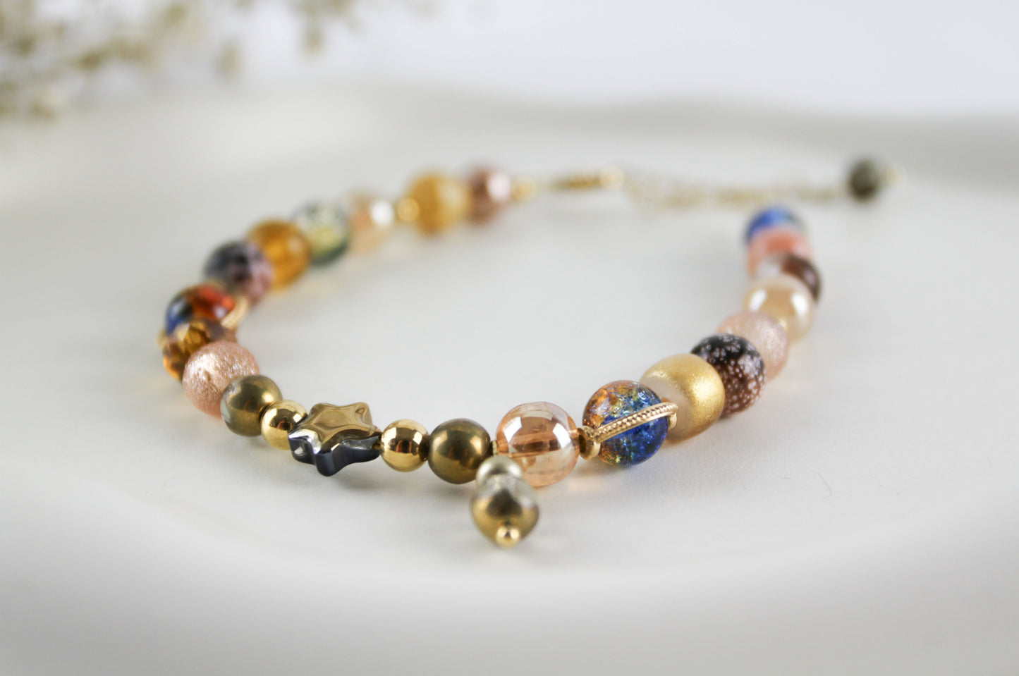 Goldenes Kristall & Glasperlen Armband – Hochwertiges Handgefertigtes Perlenarmband