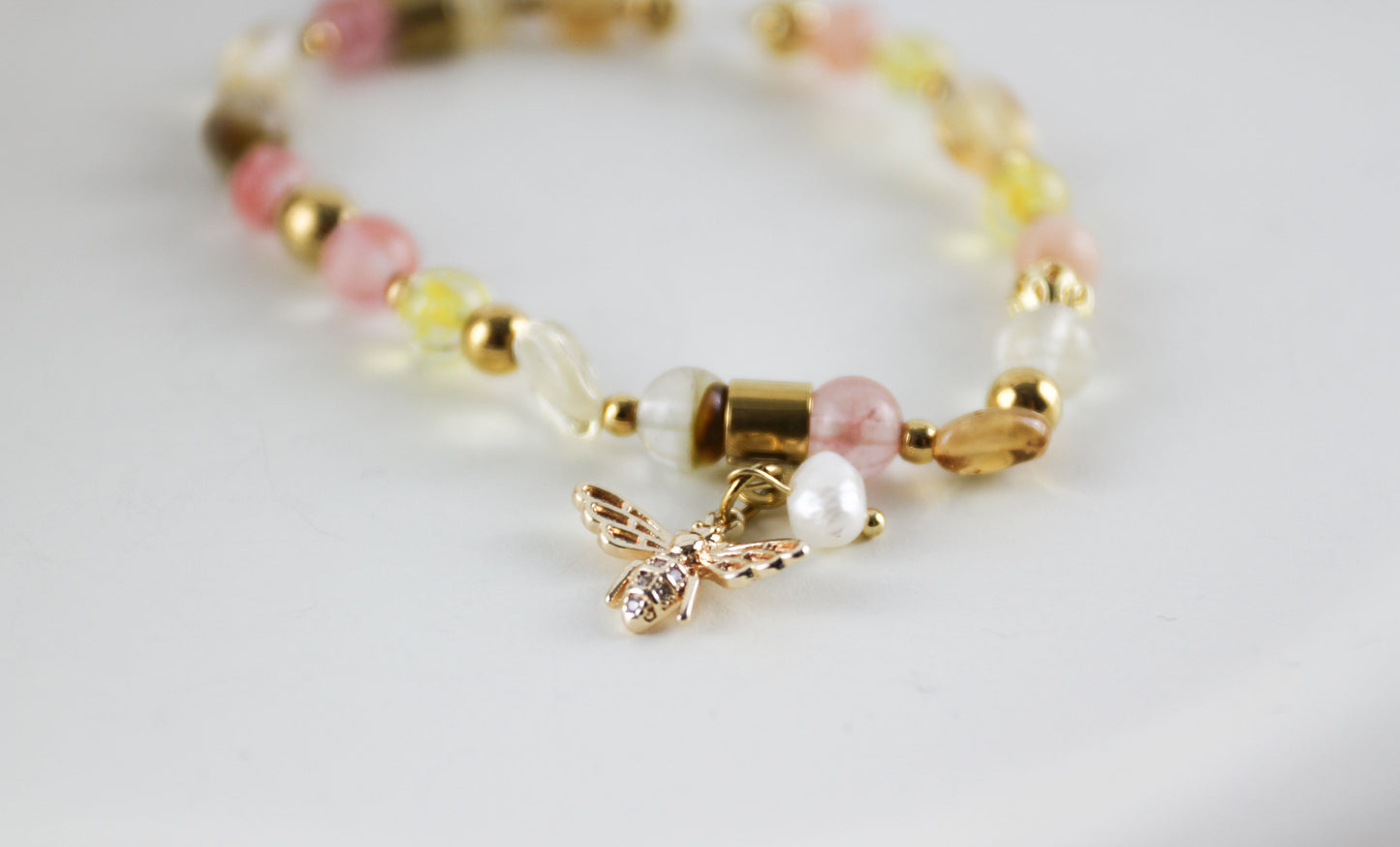 Magisches Citrin Armband in gelb mit Natursteinen