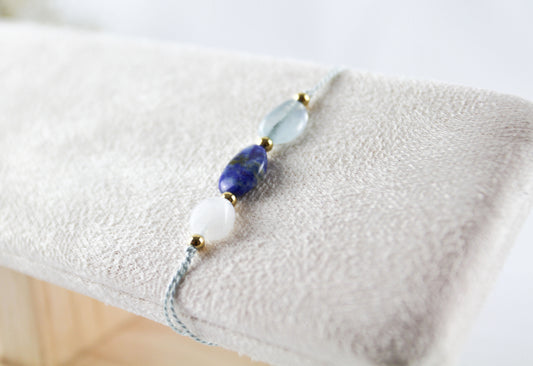 Aquamarin–Lapis Lazuli–Quarz Armband – Natursteinmix auf Seidenfaden | Handmade