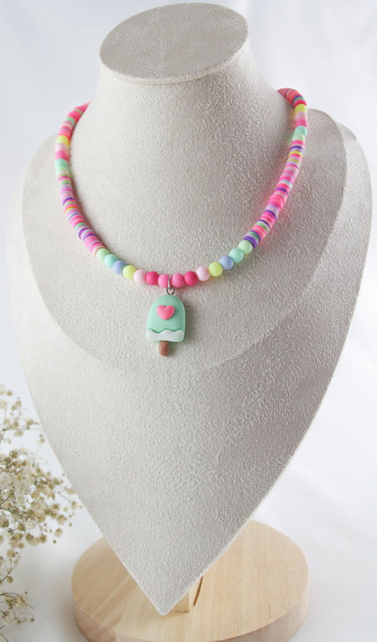 Summer Ice Cream Perlenkette – Grüne Eiscreme Anhänger-Halskette aus Katsuki Perlen