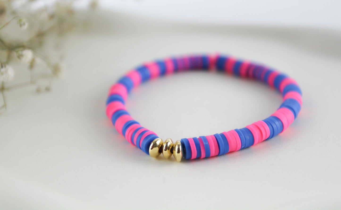 Pink-Blau Katsuki Armband mit Goldperlen – Handgefertigtes Polymer Clay Armband