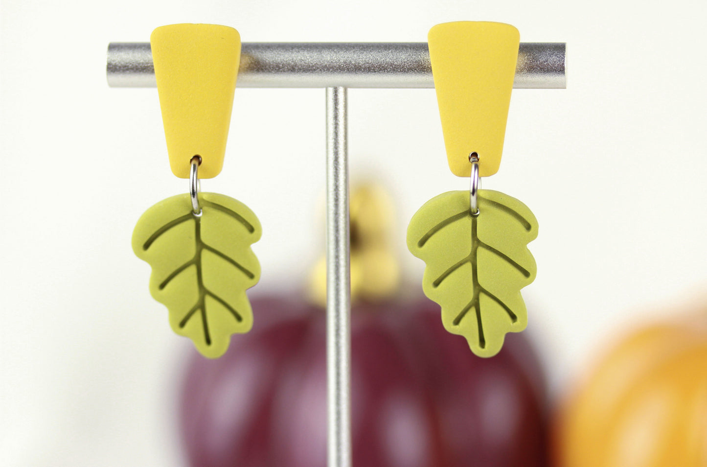 Gelb-Grüne Herbst Blatt Ohrringe – Handgefertigte Polymer Clay Ohrringe