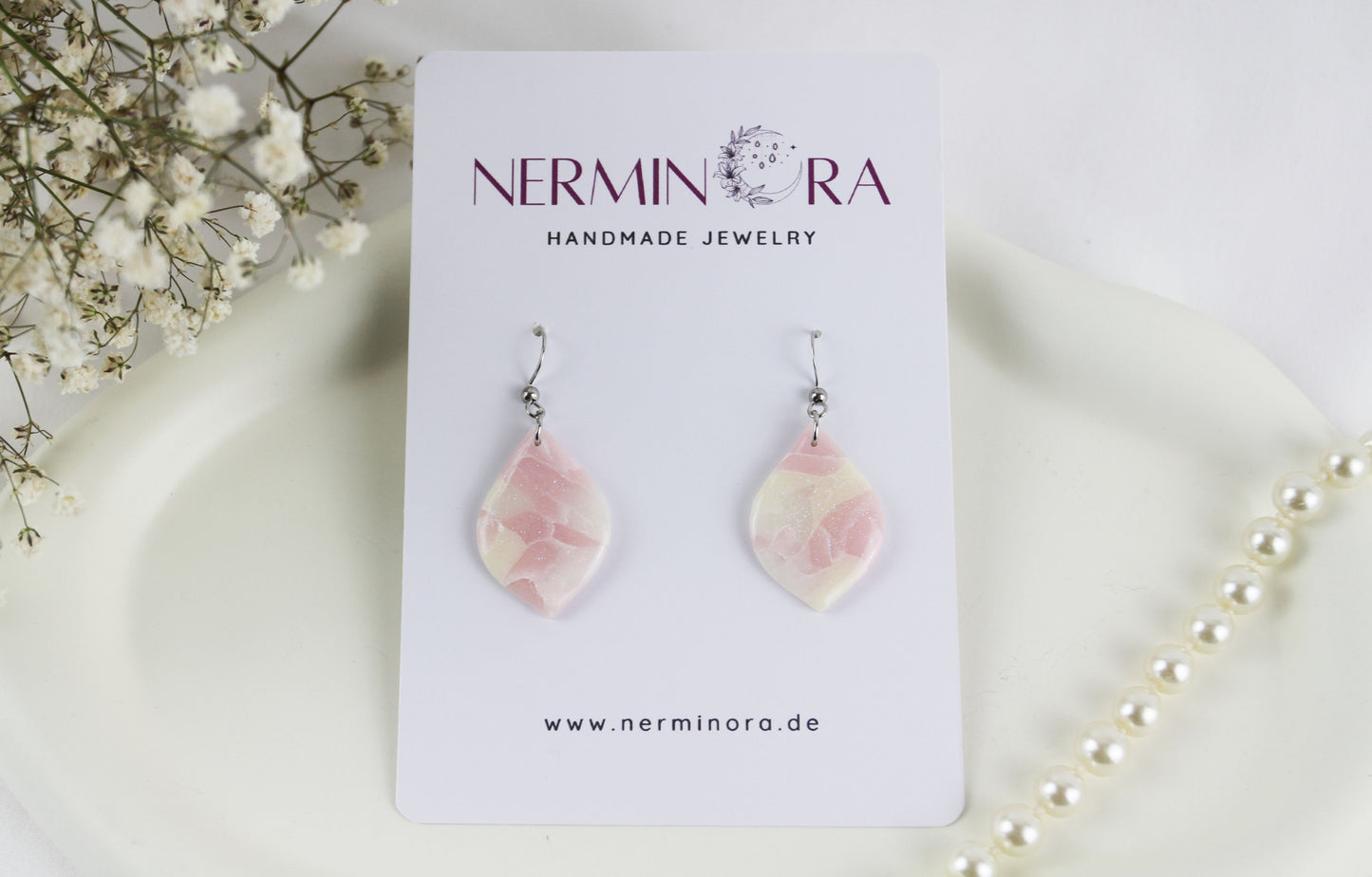 Pastell rosa creme Hängeohrringe