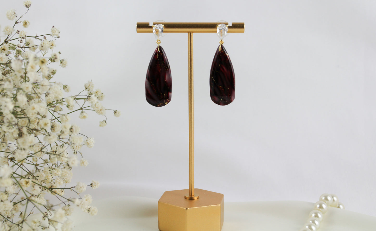 Elegante bordeauxrote Polymer Clay Ohrringe mit Zirkonia - Kollektion