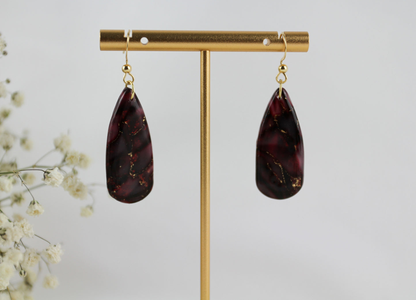 Elegante bordeauxrote Polymer Clay Ohrringe mit Zirkonia - Kollektion