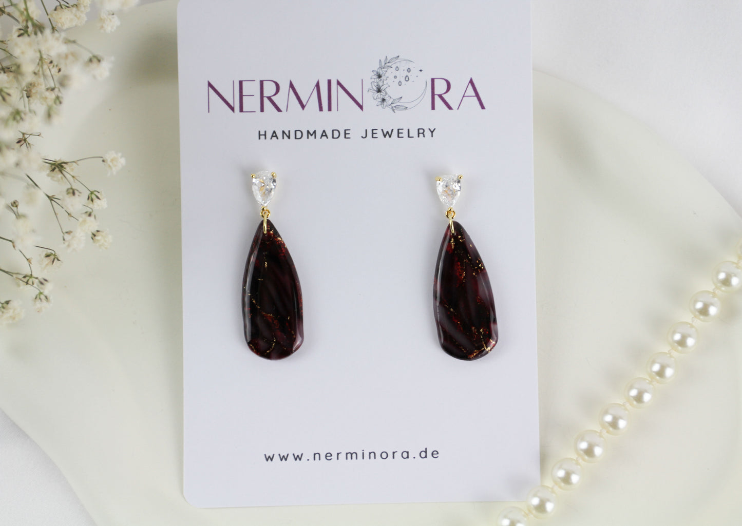 Elegante bordeauxrote Polymer Clay Ohrringe mit Zirkonia - Kollektion