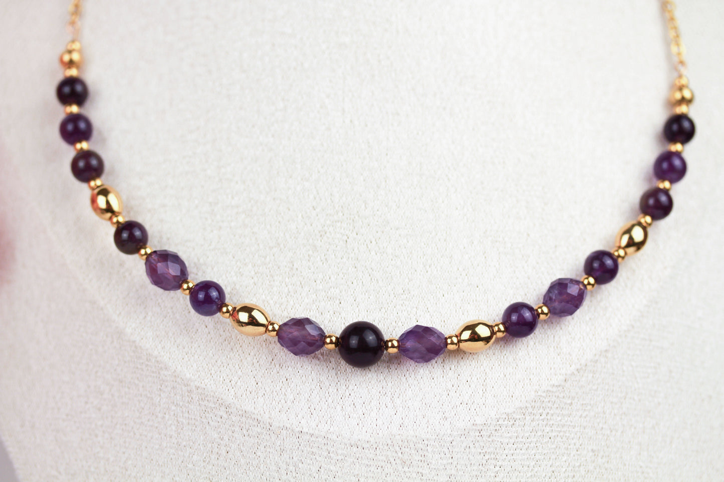 Amethyst Perlenkette – Naturstein für Ruhe, Klarheit & Inspiration