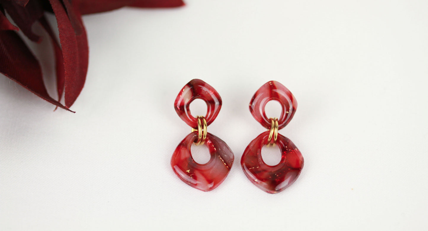 Kleine Rote Marmor Ohrringe – Elegante Polymer Clay Statement Ohrringe | Kollektion