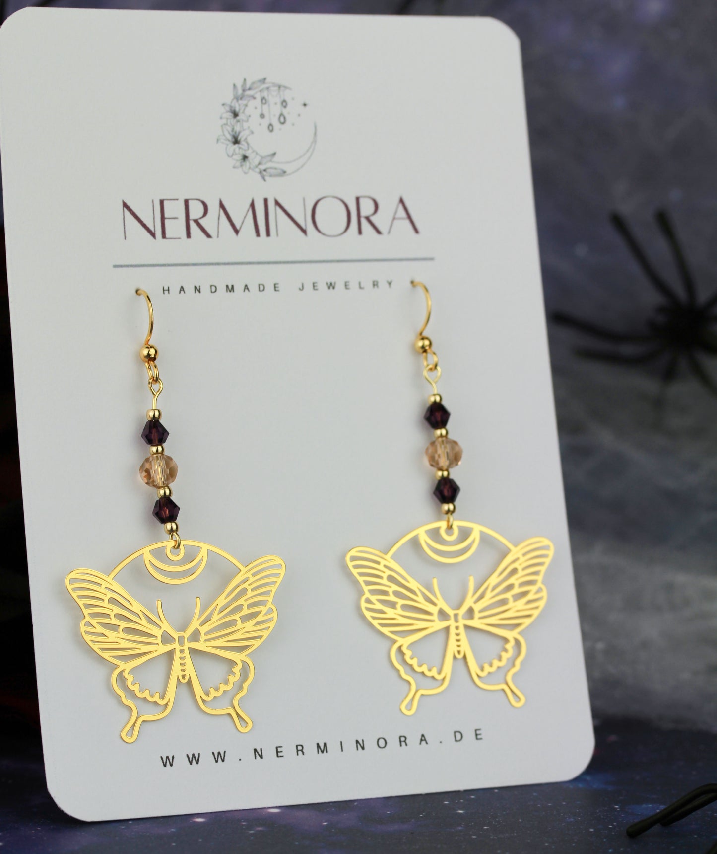 Golden Butterfly Ohrringe mit Kristallperlen – Mystora Kollektion