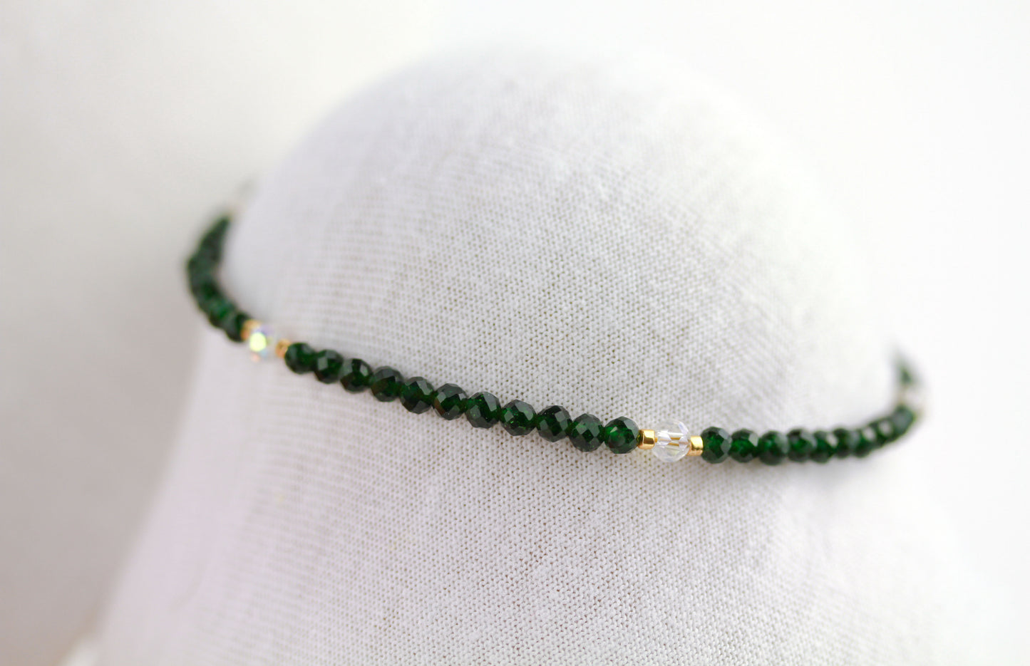 Grüner Sternenstein Choker & Armband – Zartes handgefertigtes Schmuckset