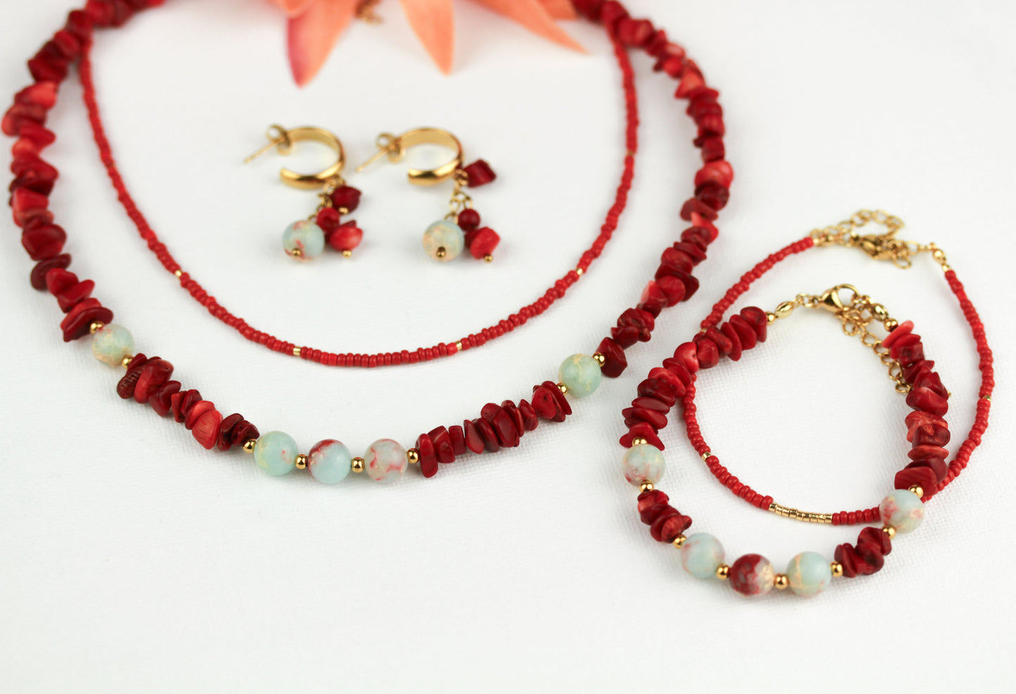 Layering Korallen Perlen Schmuckset – Kette, Armband & Ohrringe | Handgefertigt