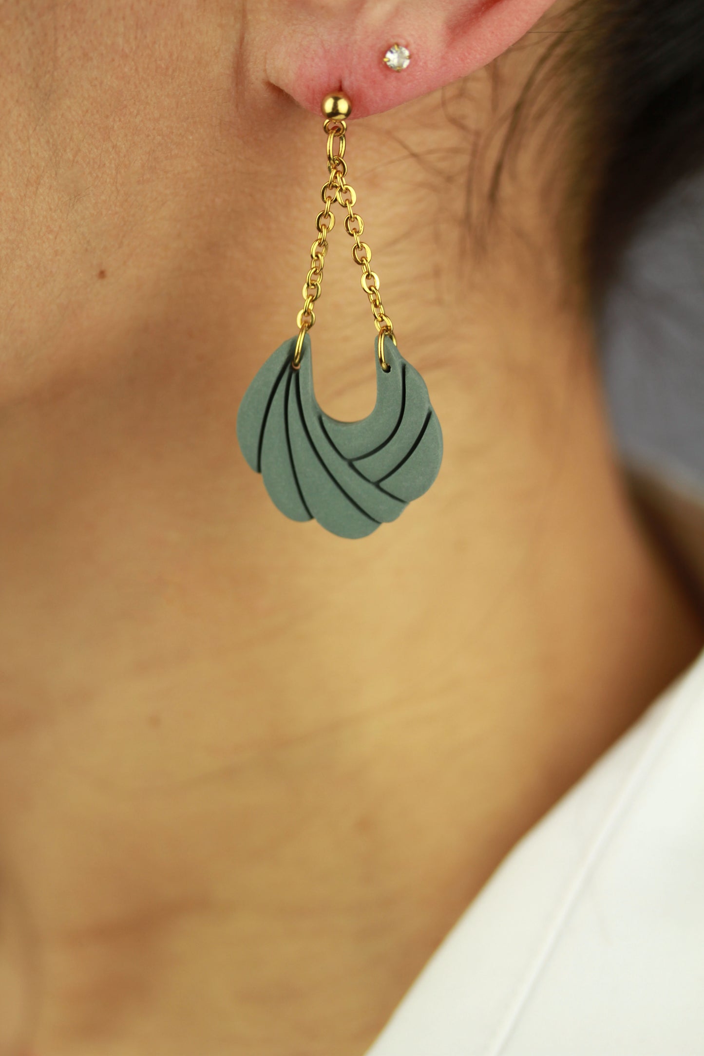 Polymer Clay Ohrringe mit Kette – Statement Hängeohrringe | Dewlight Kollektion