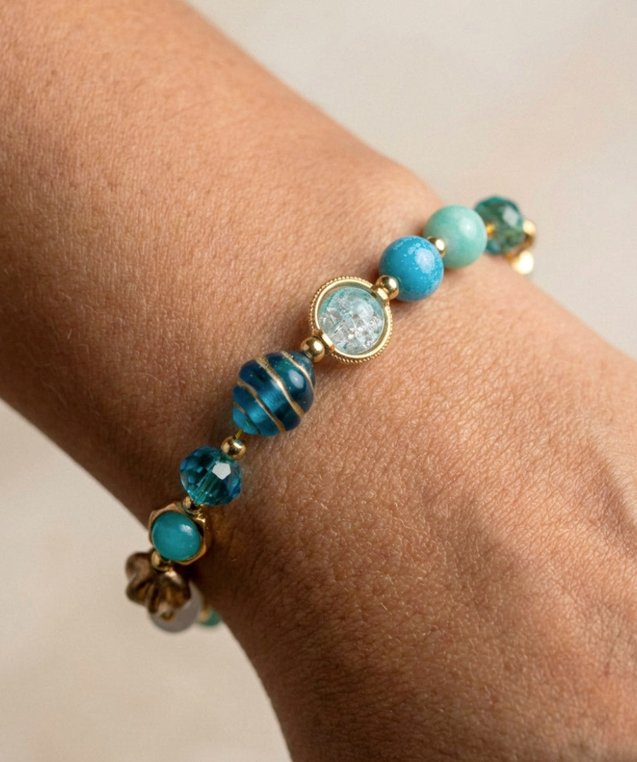 Blaues Kristall Naturperlen Armband – Handgefertigtes Perlenarmband mit Eleganz