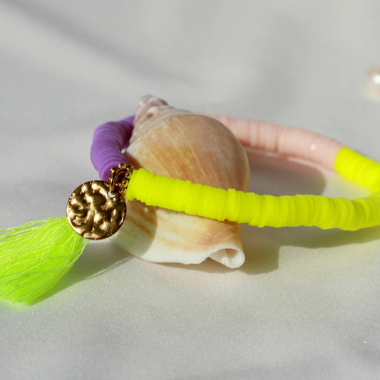 Neon Oasis – Katsuki-Armband mit Quaste und goldfarbenen Details