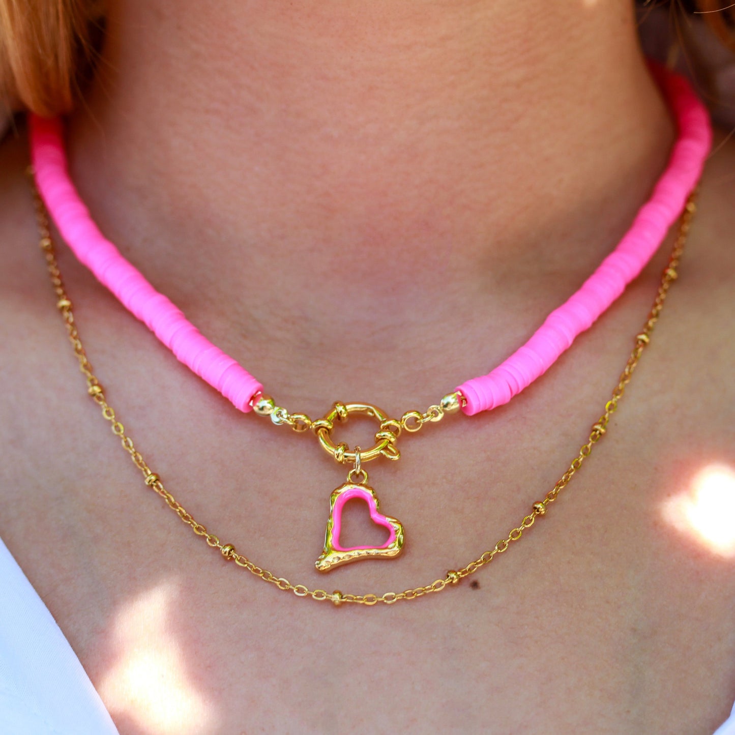 Neon Amour – Pinke Katsuki-Halskette mit Herz-Anhänger