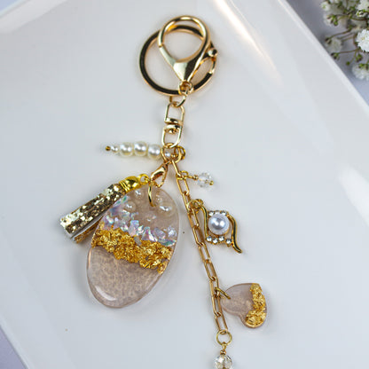 Champagne Gold – Eleganter Bag Charm in Gold und Creme