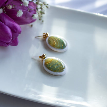 Ivory Sage Glow Oval – Ohrringe