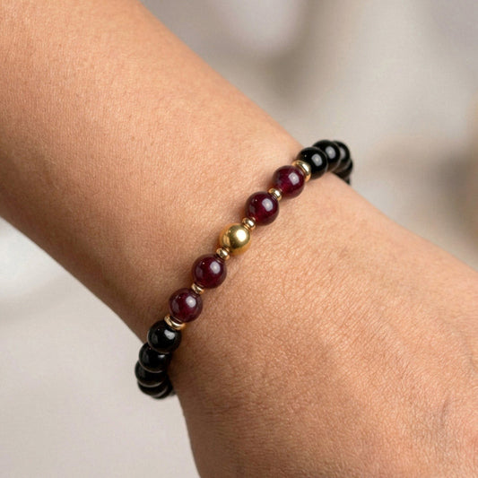 Midnight Garnet – Armband
