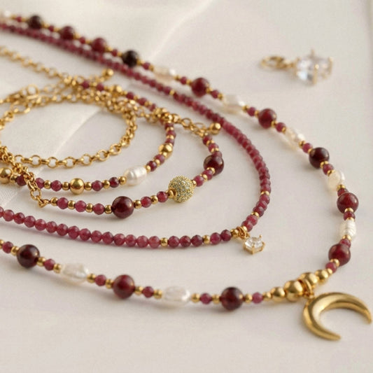 Moon Veil Garnet – Schmuckset