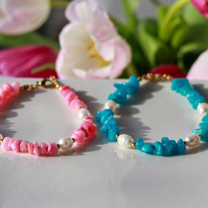 Rose Blue Pearl – Natursteinarmband mit Perlenakzenten