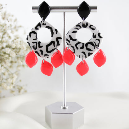Leo Point Neon – Statement-Ohrringe mit Neon-Akzent