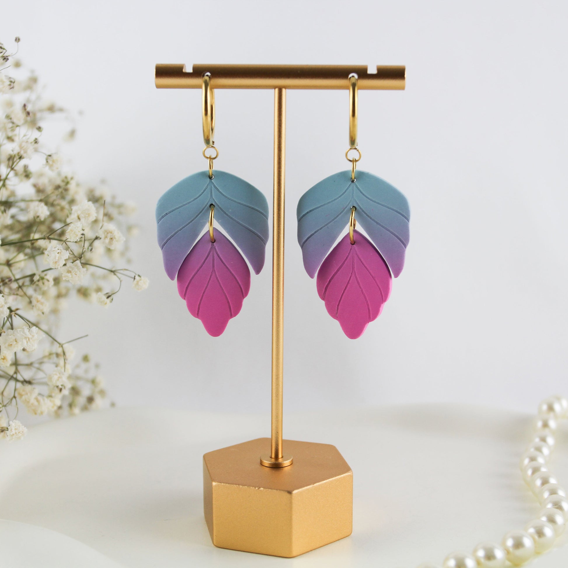 Pink Blue Gradient Leaf – Ohrringe
