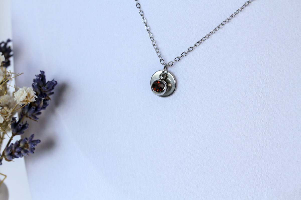 Birthstone Glow – Halskette in Geburtssteinfarbe