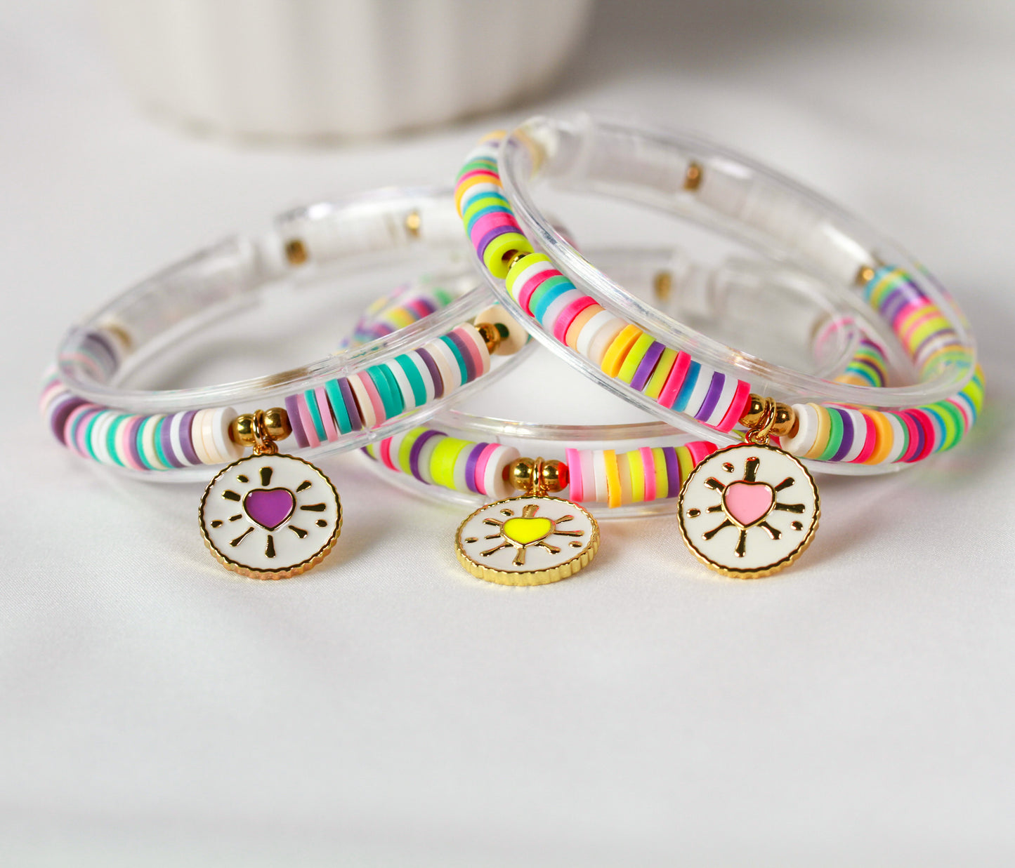 Radiant Heart – Katsuki-Armband mit Emaille-Herz