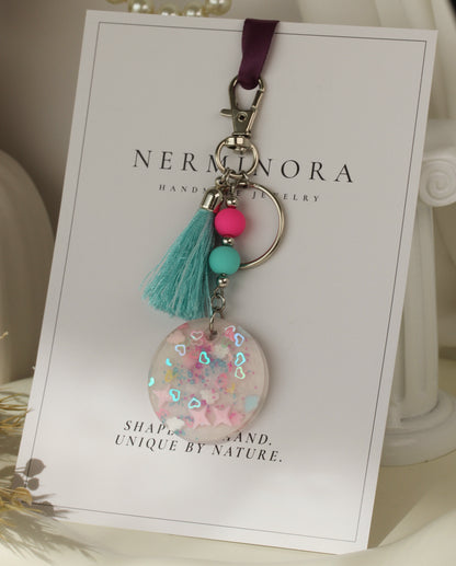 Pastel Confetti – Schlüsselanhänger & Bag Charm in Pastell mit Resin-Anhänger und Quaste