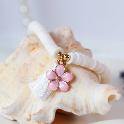 Sakura Blush – Weißes Katsuki-Armband mit Blüten-Anhänger