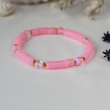 Pink Aura – Katsuki-Armband mit schimmernden Perlen