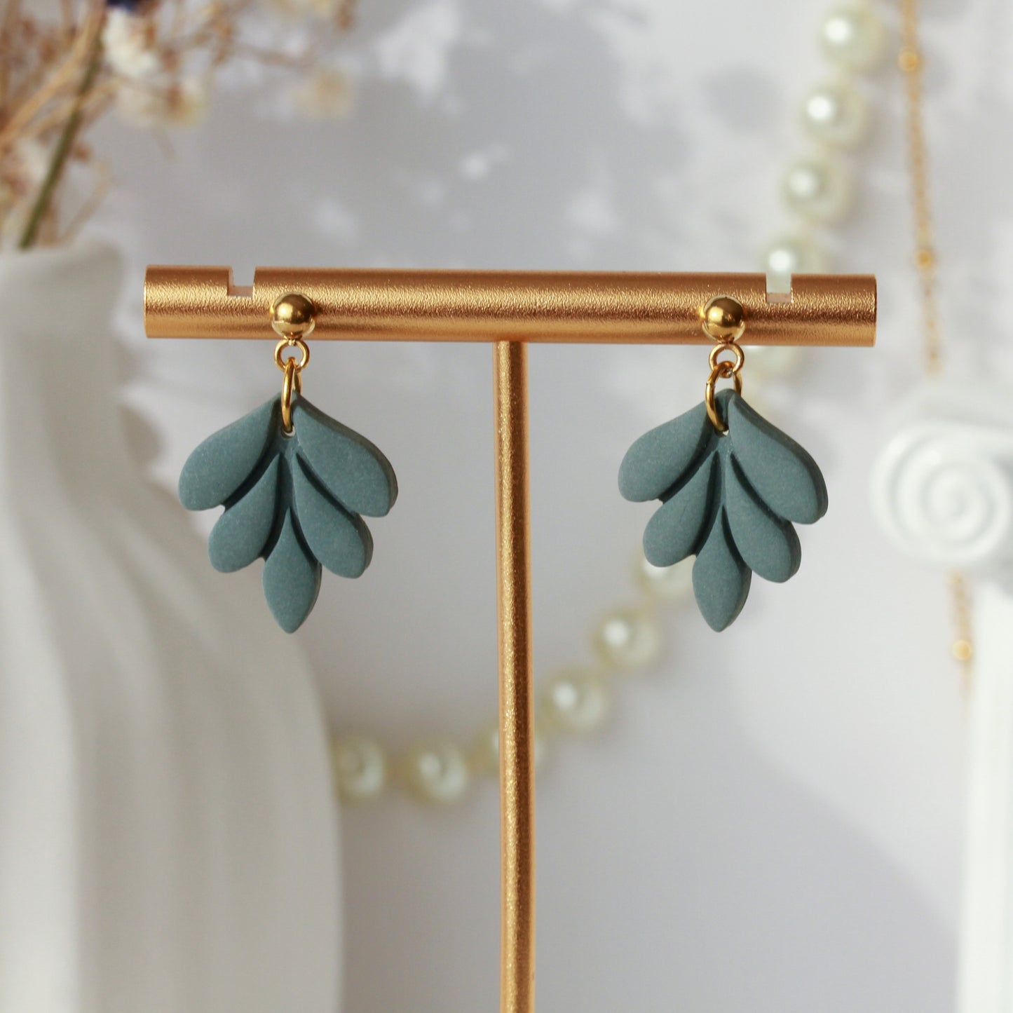 Dewlight Mini Leaf – Kleine Blatt-Ohrringe