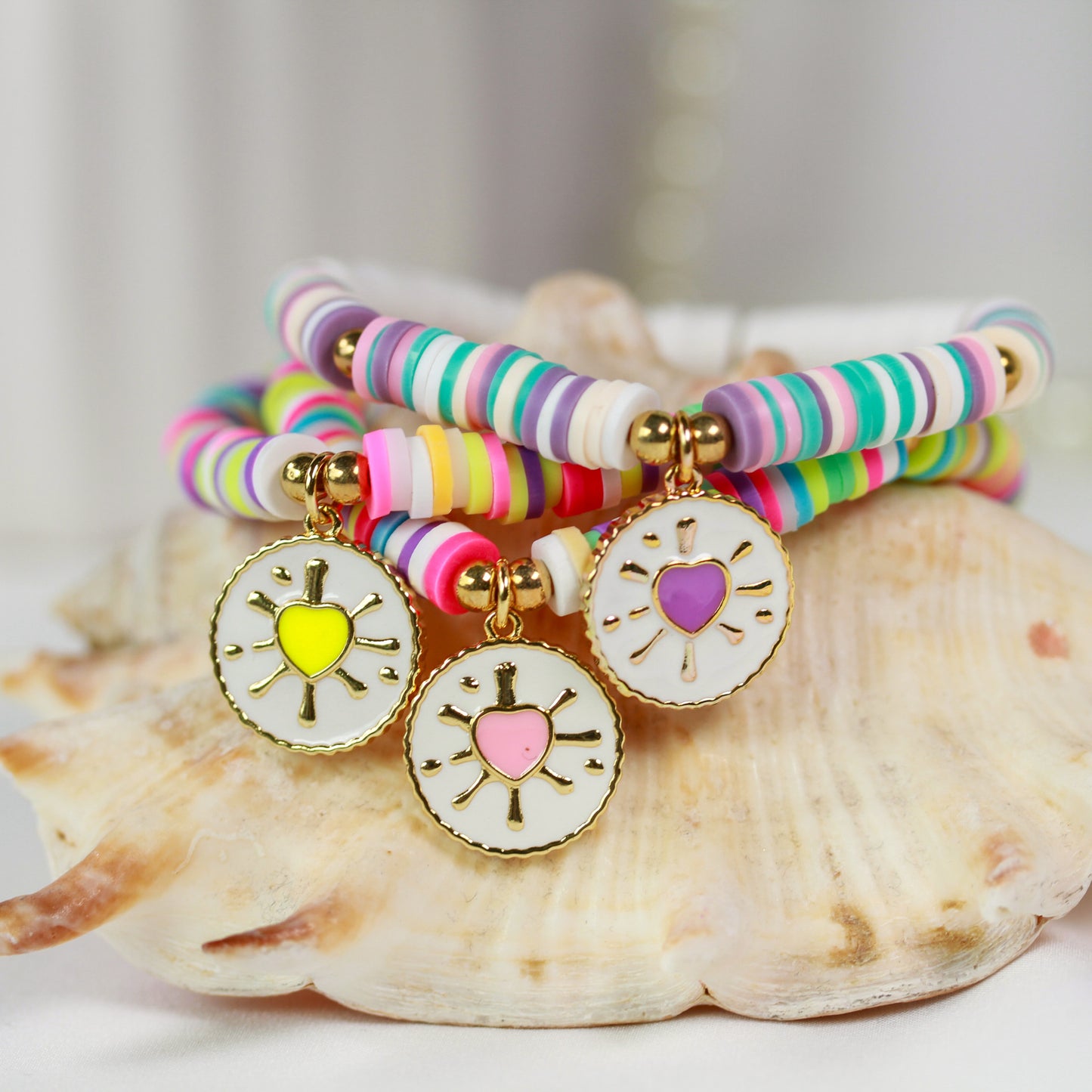 Radiant Heart – Katsuki-Armband mit Emaille-Herz