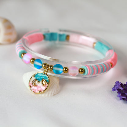 Soft Horizon – Buntes Katsuki-Armband mit Mond-und-Sterne-Anhänger