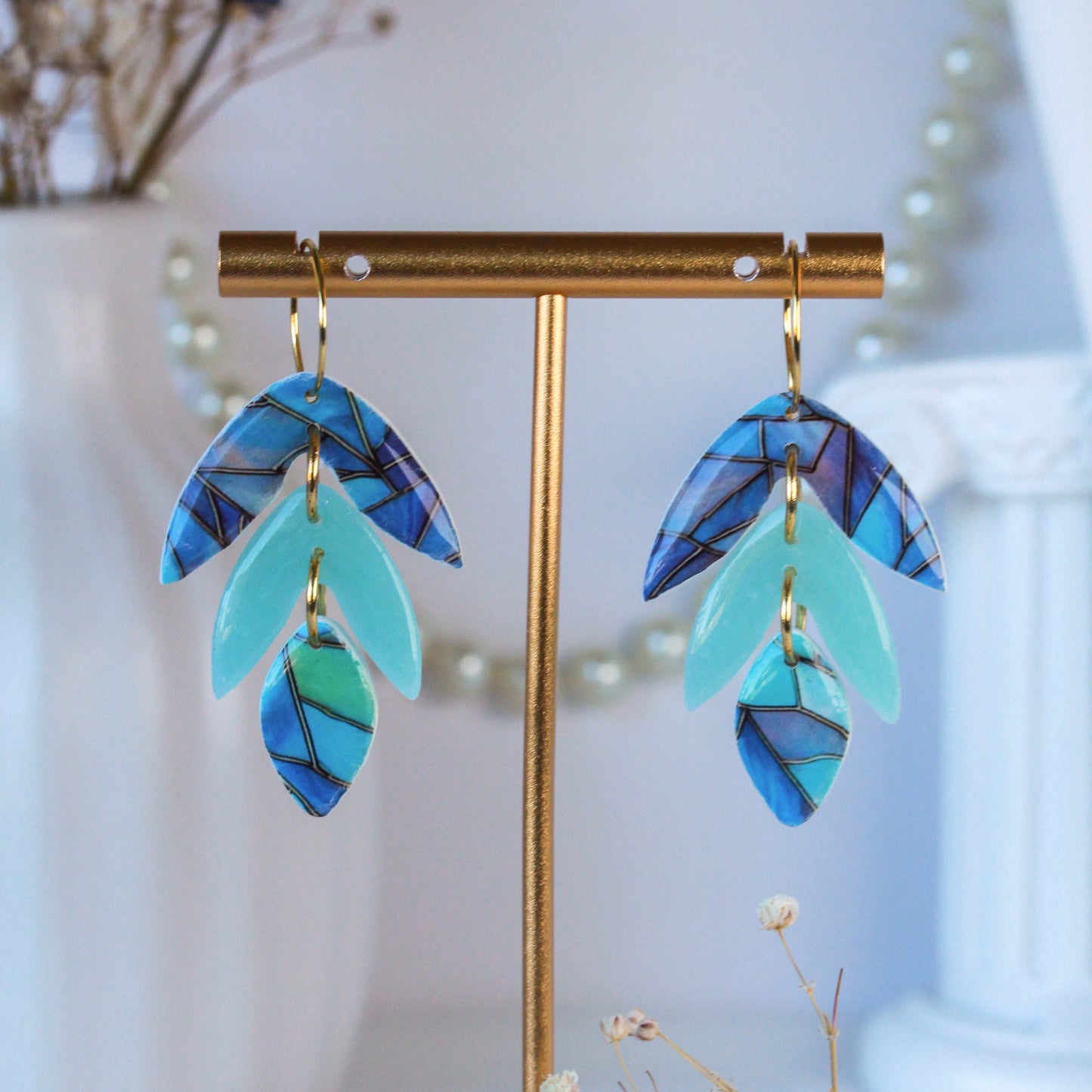 Ocean Mosaic Collection – Geometrische Ohrringe in Ozeanblau