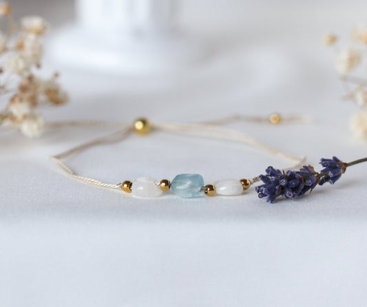 Glacier Light – Armband mit Aquamarin & Mondstein
